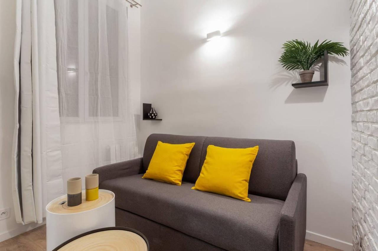 Chic Saint-Germain-Des-Pres Studio For 4 - Prime Location Paříž Exteriér fotografie